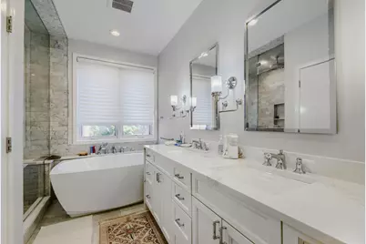 481 N Clinton Street, Chicago, IL 60654 - Photo 17