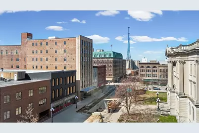 212 N Center Street #202, Bloomington, IL 61701 - Photo 37