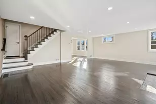 929 Prairie Ave, Park Ridge, IL 60068 - Photo 3