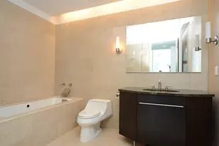 [Address not provided], Chicago, IL 60611 - Photo 7