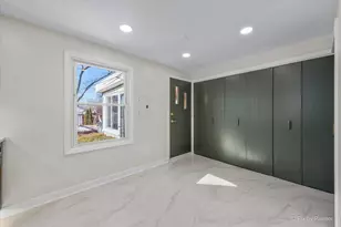 136 Walnut Ct, Mundelein, IL 60060 - Photo 17