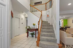 1121 Williamsburg Cir, Grayslake, IL 60030 - Photo 7