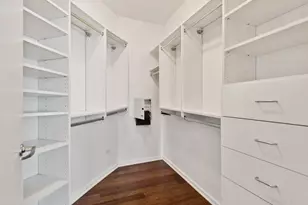 123 S Green St, Chicago, IL 60607 - Photo 11