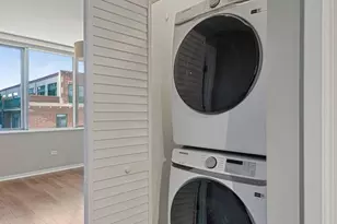 123 S Green St, Chicago, IL 60607 - Photo 13