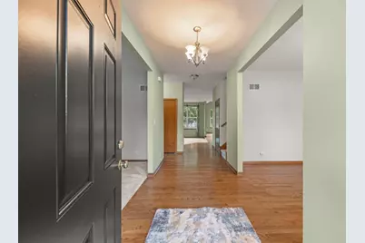 972 Canyon Trail Court, Yorkville, IL 60560 - Photo 5