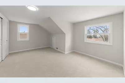 956 S Cadwell Avenue, Elmhurst, IL 60126 - Photo 13