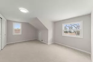 956 S Cadwell Ave, Elmhurst, IL 60126 - Photo 13