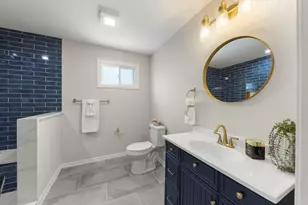 956 S Cadwell Ave, Elmhurst, IL 60126 - Photo 11