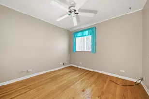 11326 S Troy St, Chicago, IL 60655 - Photo 9