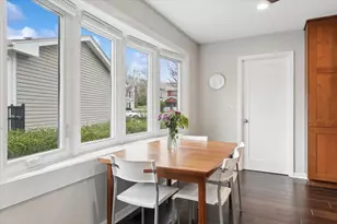 6644 Stowe Ct, Lisle, IL 60532 - Photo 9