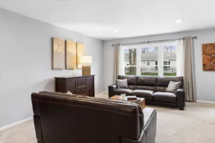 6644 Stowe Ct, Lisle, IL 60532 - Photo 13