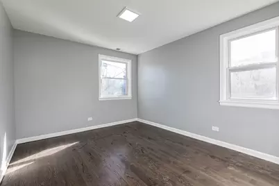 5843 N Cicero Avenue #2, Chicago, IL 60646 - Photo 11