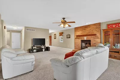 8306 E Crockett Road, Roscoe, IL 61073 - Photo 25