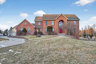 8306 E Crockett Rd, Roscoe, IL 61073 - Photo 3