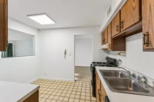 5200 Carriageway Dr, Rolling Meadows, IL 60008 - Photo 11