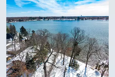 21870 W Lake Avenue, Round Lake, IL 60073 - Photo 73