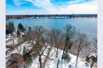 21870 W Lake Avenue, Round Lake, IL 60073 - Photo 75