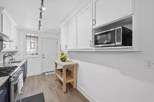 2753 N Spaulding Ave, Chicago, IL 60647 - Photo 17