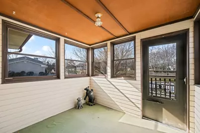 4480 Thornbark Drive, Hoffman Estates, IL 60192 - Photo 11