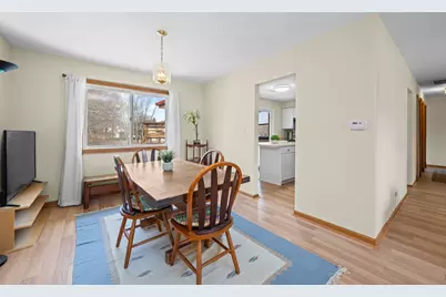 4480 Thornbark Drive, Hoffman Estates, IL 60192 - Photo 7