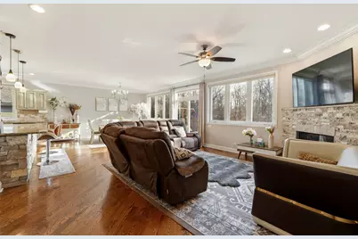 388 Preserve Lane, Wood Dale, IL 60191 - Photo 5