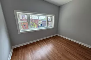 7847 S Bennett Ave, Chicago, IL 60649 - Photo 19