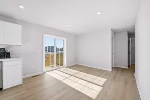 1748 Furrow St, Dekalb, IL 60115 - Photo 11