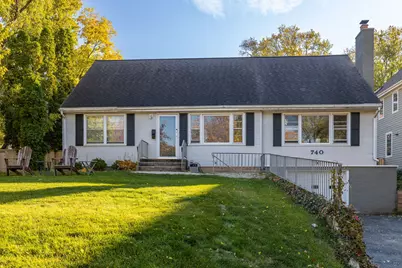 740 Prairie Avenue, Naperville, IL 60540 - Photo 1