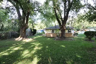 18 E Rocket Cir, Park Forest, IL 60466 - Photo 19