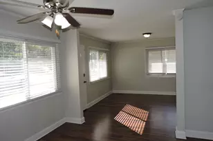 18 E Rocket Cir, Park Forest, IL 60466 - Photo 5