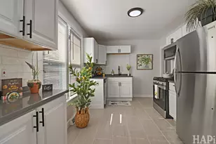 2904 Edina Blvd, Zion, IL 60099 - Photo 11