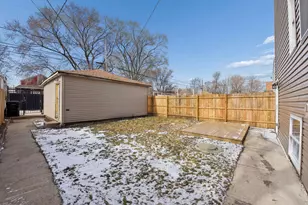 6938 S Rockwell St, Chicago, IL 60629 - Photo 15