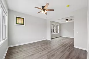 6938 S Rockwell St, Chicago, IL 60629 - Photo 7