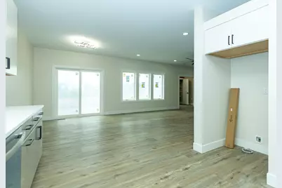 379 Larkspur Lane, Normal, IL 61761 - Photo 5