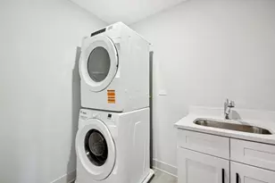 11036 Austin Ave, Chicago Ridge, IL 60415 - Photo 23