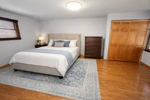 862 Omaha Ct, Carol Stream, IL 60188 - Photo 15