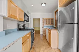 559 W Roscoe St, Chicago, IL 60657 - Photo 7