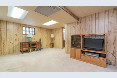 12728 S Saginaw Avenue, Chicago, IL 60633 - Photo 17