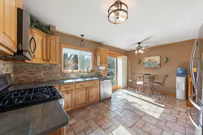 755 Surryse Road, Lake Zurich, IL 60047 - Photo 7