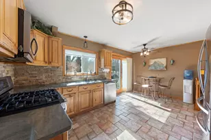 755 Surryse Rd, Lake Zurich, IL 60047 - Photo 7