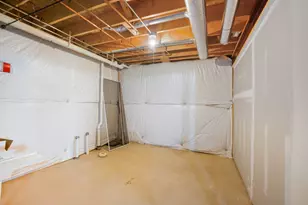 2140 Colchester Ave, Hoffman Estates, IL 60192 - Photo 43