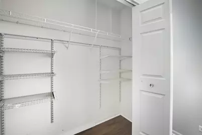 2140 Colchester Avenue, Hoffman Estates, IL 60192 - Photo 37