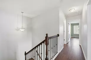 2140 Colchester Ave, Hoffman Estates, IL 60192 - Photo 25