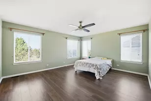 2140 Colchester Ave, Hoffman Estates, IL 60192 - Photo 27