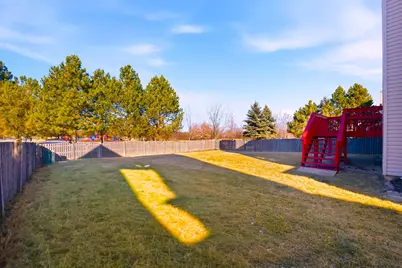 2140 Colchester Avenue, Hoffman Estates, IL 60192 - Photo 47