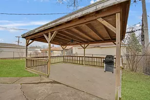 333 Homewood Ct, Chicago Heights, IL 60411 - Photo 25