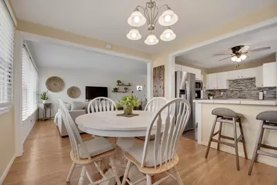 333 Homewood Court, Chicago Heights, IL 60411 - Photo 5