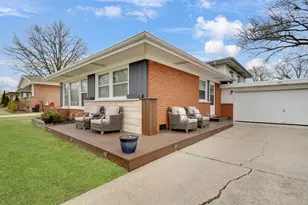 333 Homewood Ct, Chicago Heights, IL 60411 - Photo 21