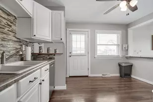 333 Homewood Ct, Chicago Heights, IL 60411 - Photo 11