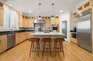 38 Bluestone Dr, Saint Charles, IL 60174 - Photo 7